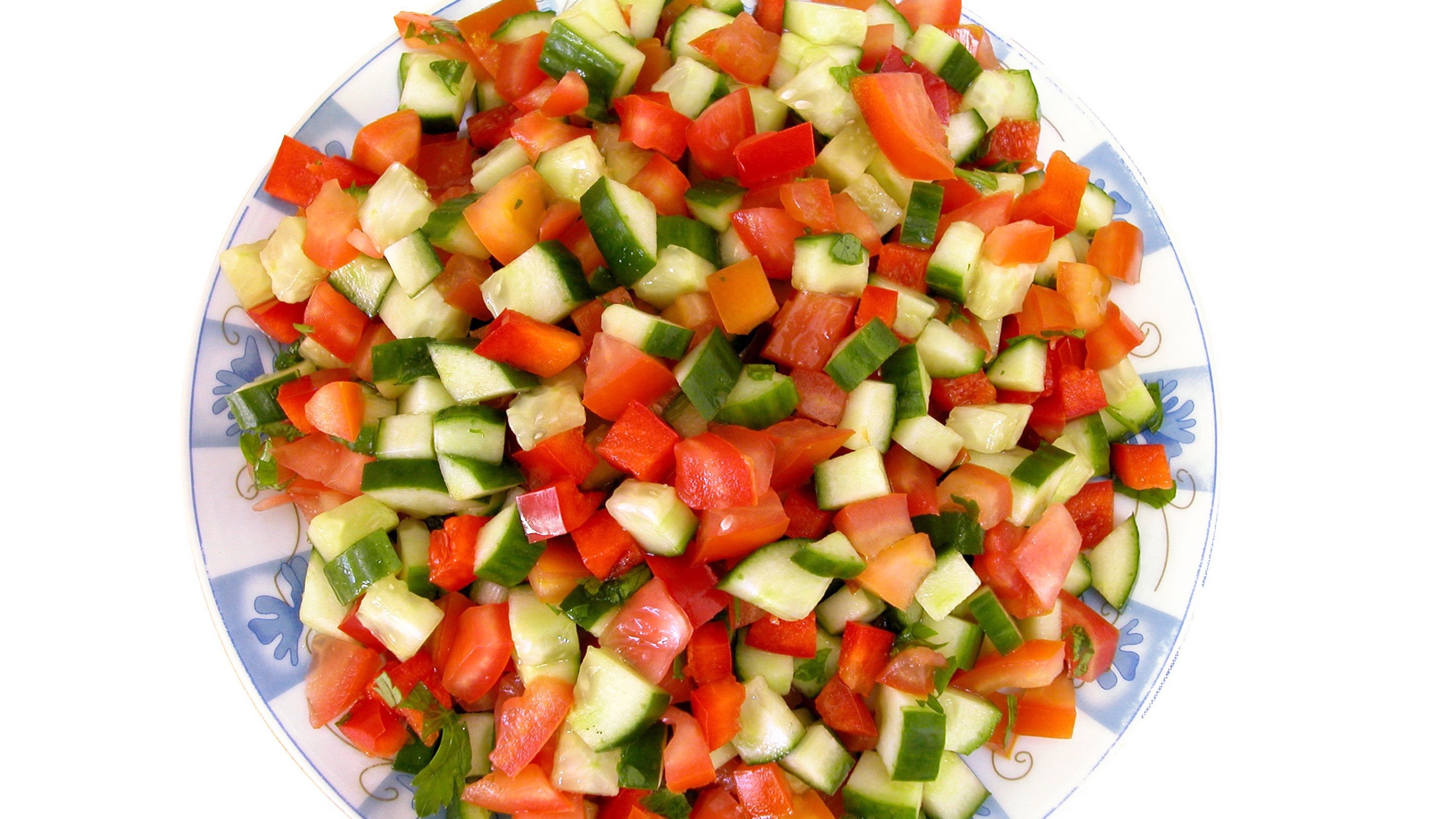 Israeli Salad (8 oz.)