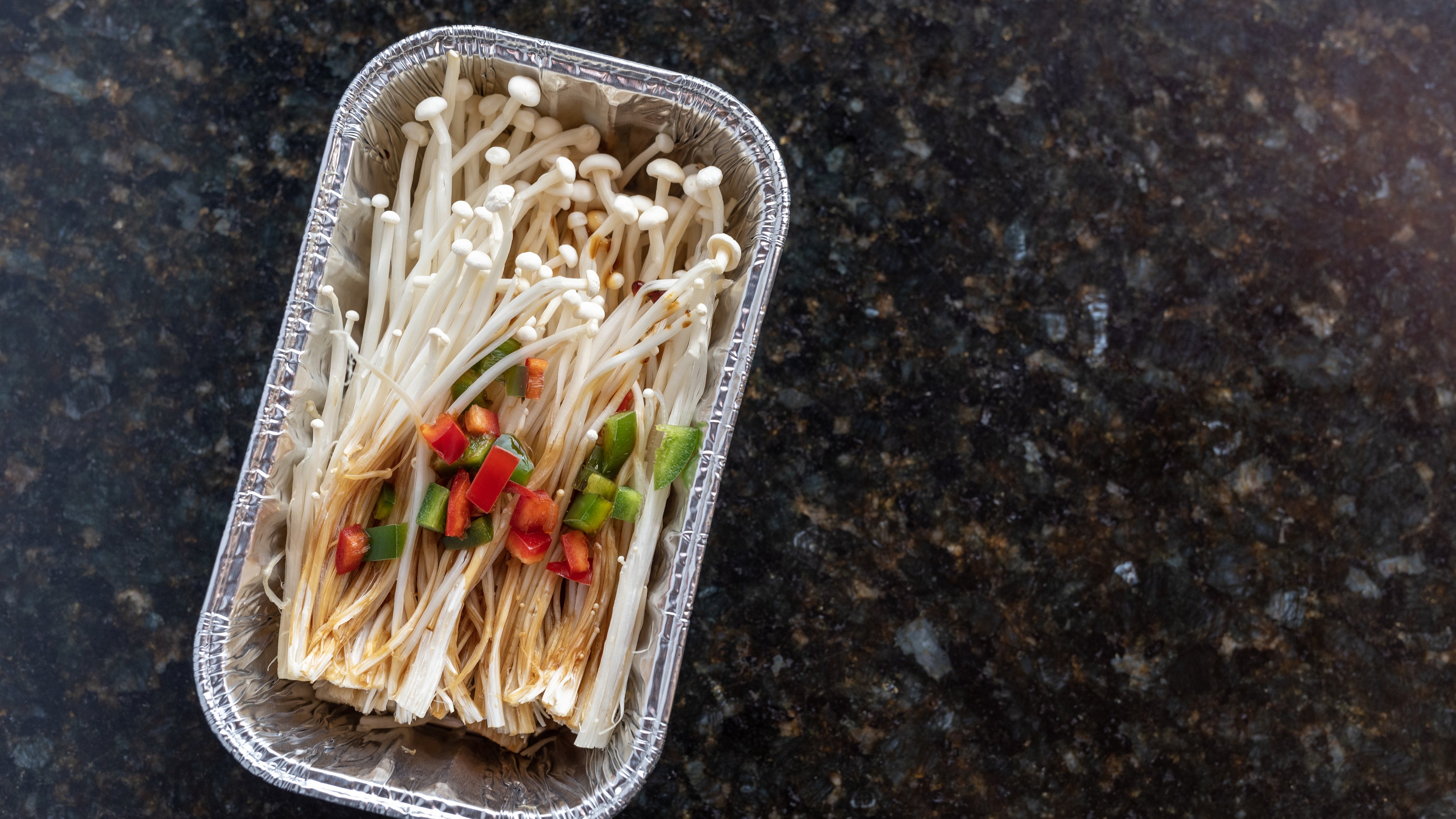 Enoki Mushroom 金针菇