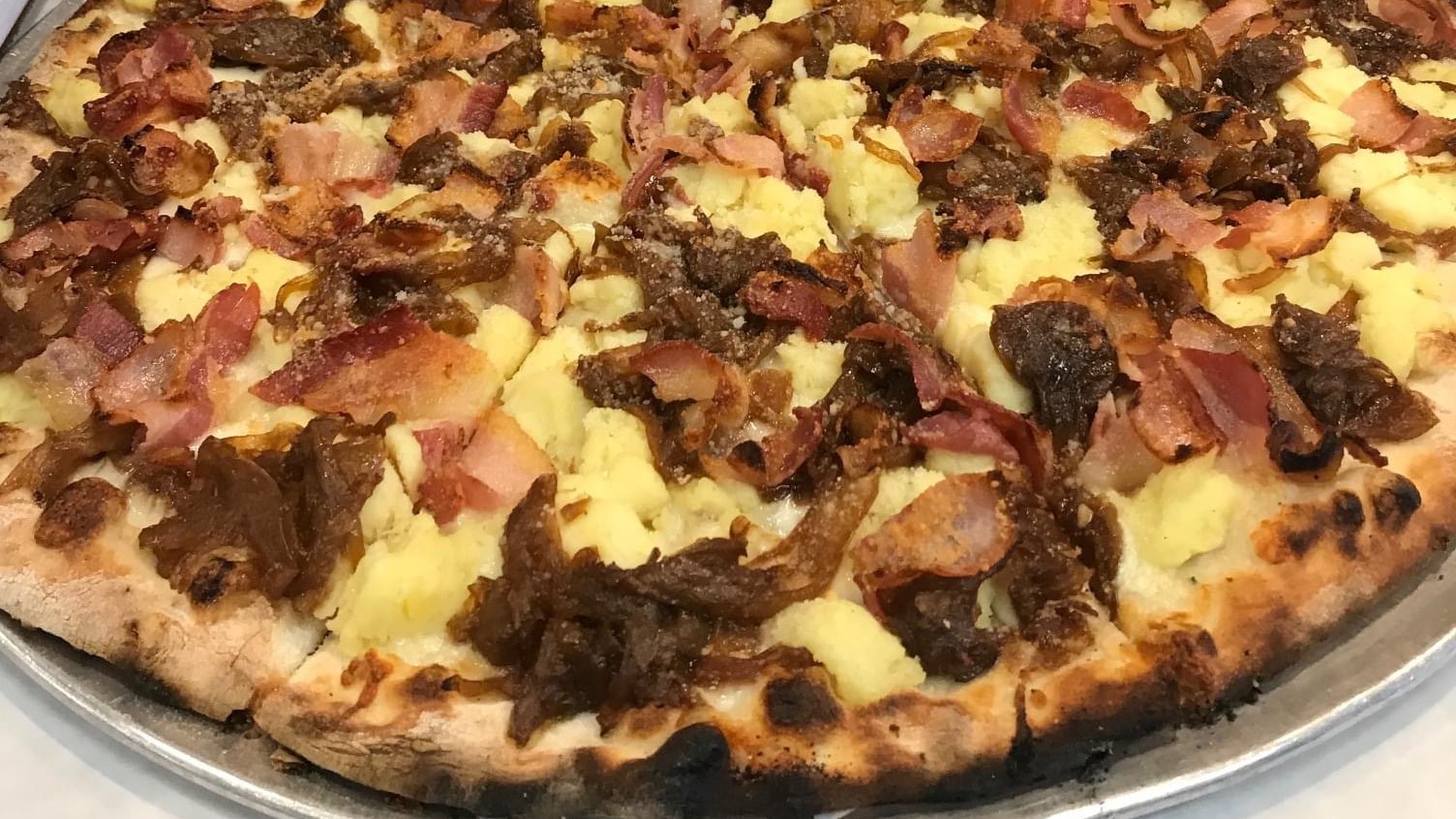 Mashed Potato, Bacon & Caramelized Onions Pizza (Small)