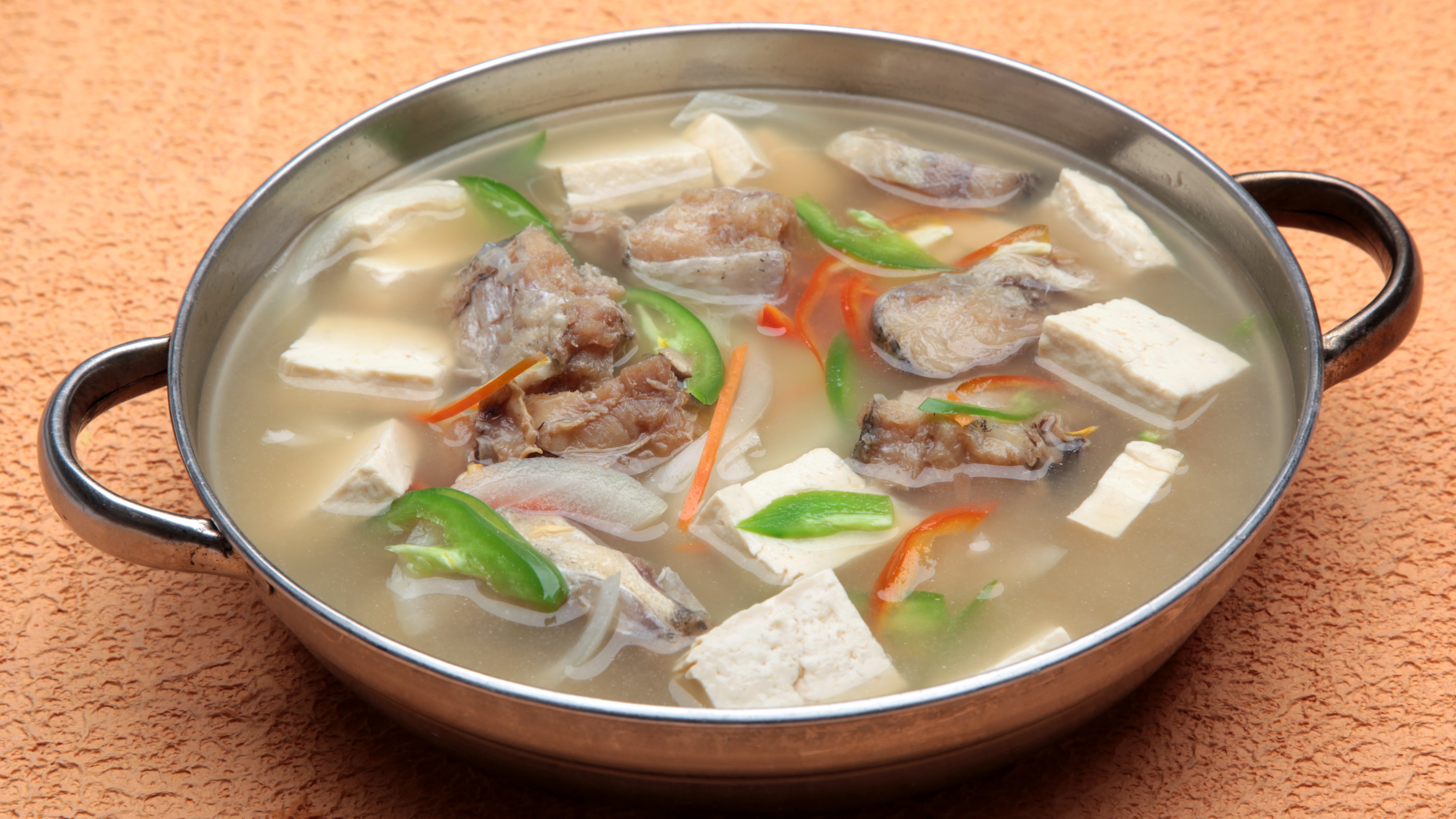 Pollack Soup with Tofu 明太鱼豆腐汤