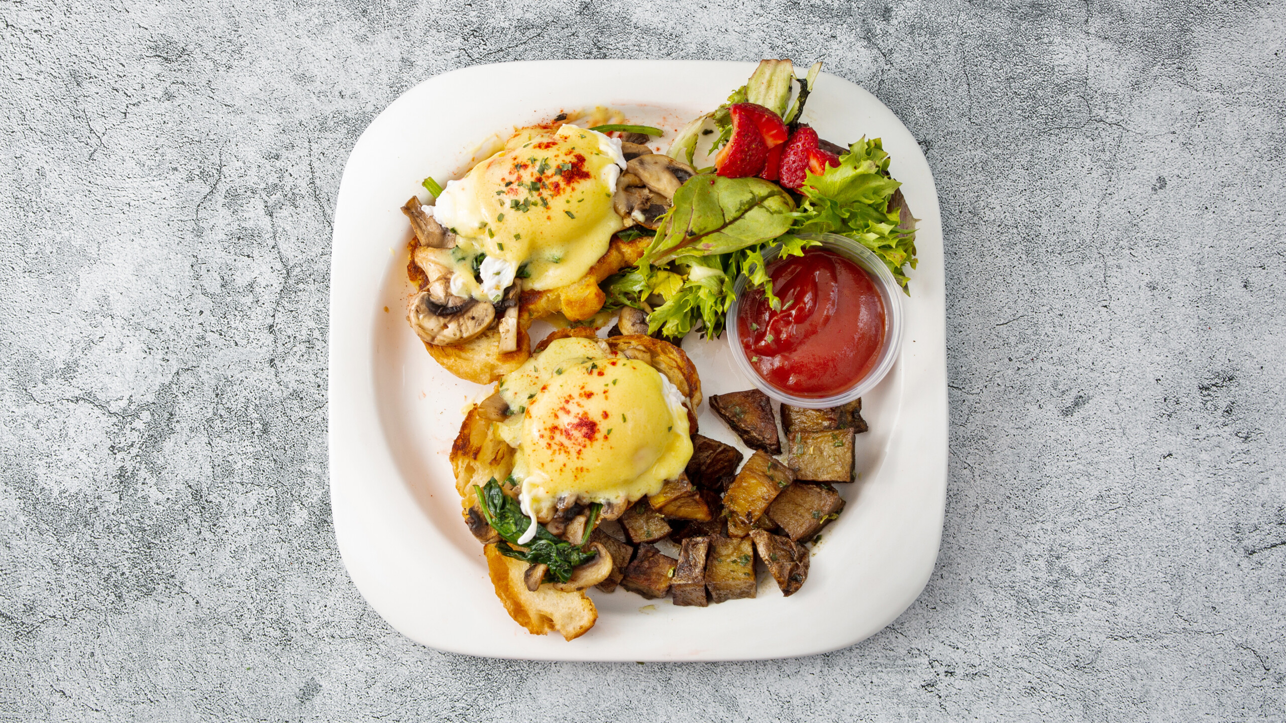 Spinach and mushroom Benny